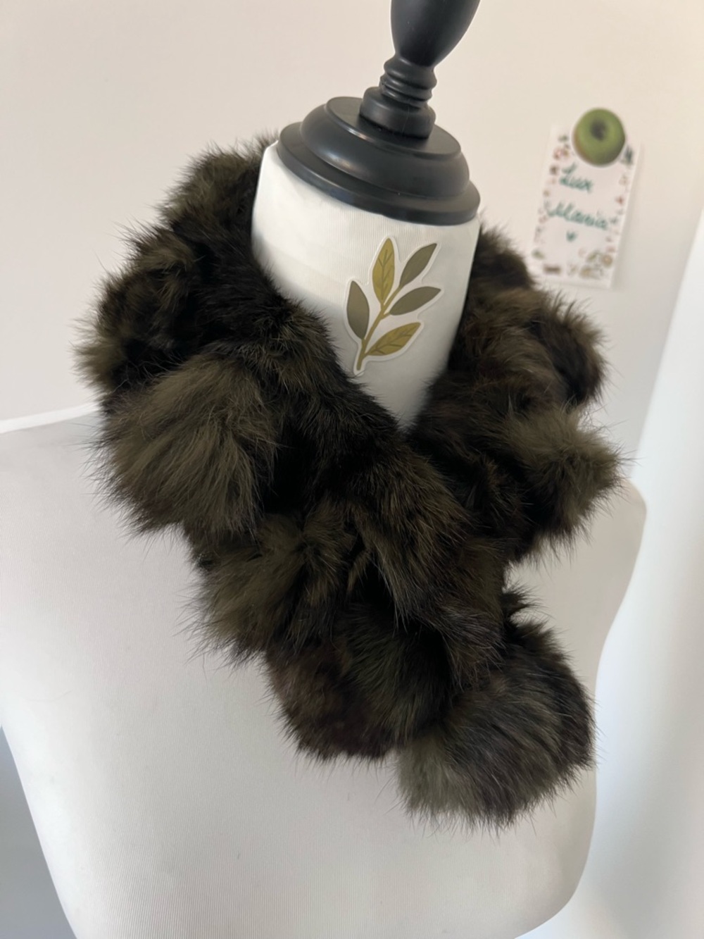 Olive Real Fox Fur Pom Plush Scarf Collar Wrap Y2K Luxury Mob Wife
